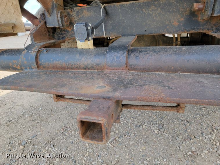 image for item LL9544 1995 Freightliner FL70  vacuum truck