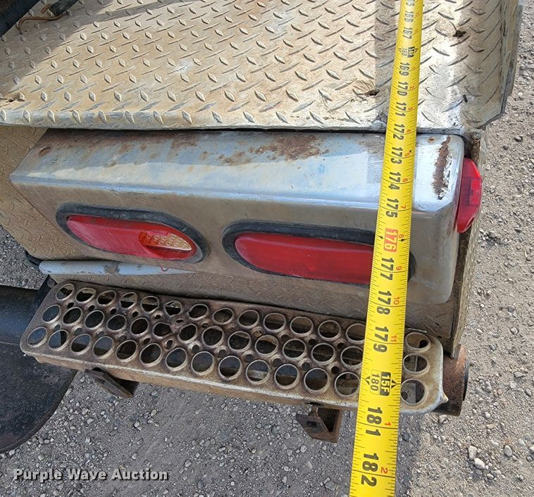 image for item LL9544 1995 Freightliner FL70  vacuum truck