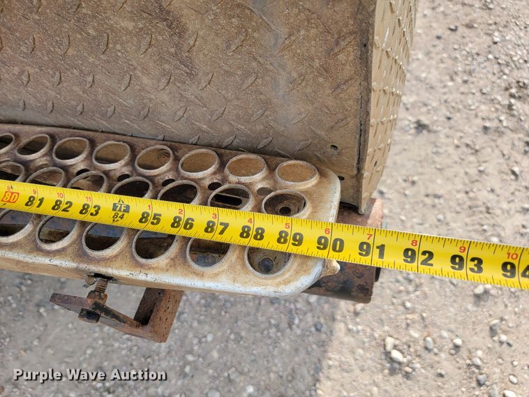 image for item LL9544 1995 Freightliner FL70  vacuum truck