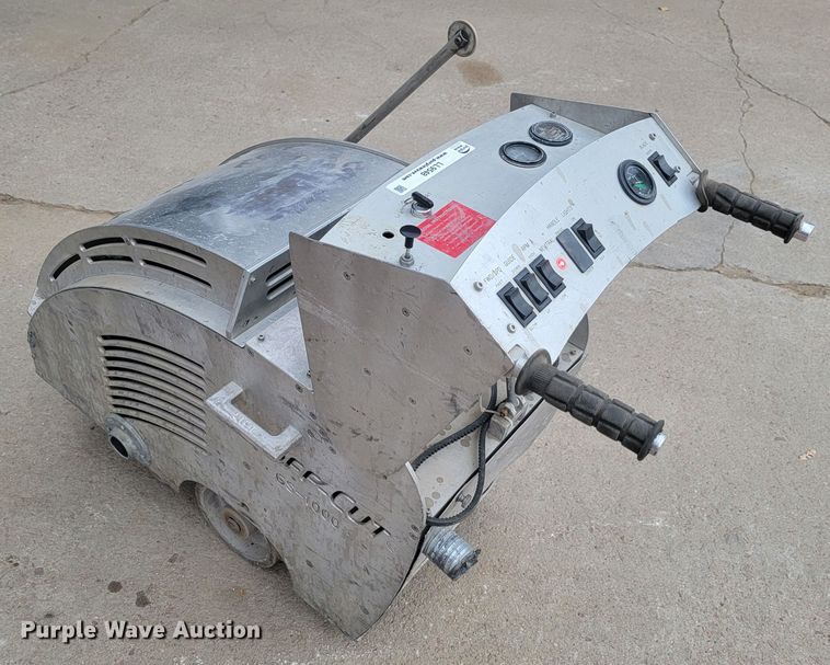 image for item LL9548 Soff-Cut GS-1000  concrete saw