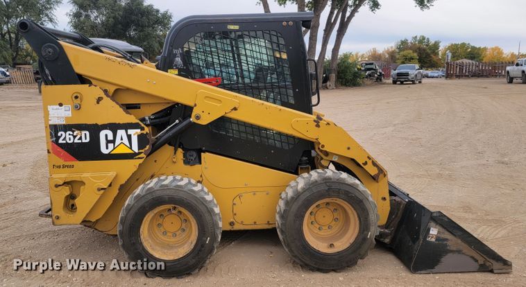 image for item LL9550 2014 Caterpillar 262D  skid steer loader