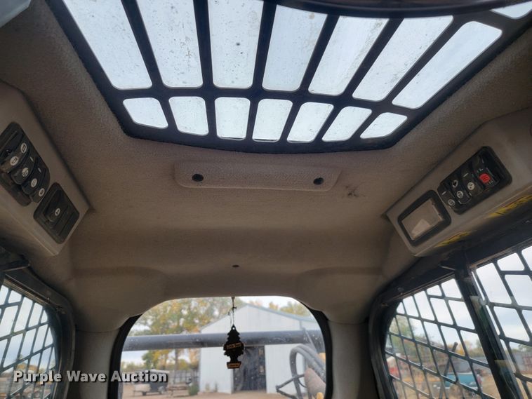 image for item LL9550 2014 Caterpillar 262D  skid steer loader