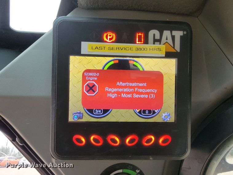 image for item LL9550 2014 Caterpillar 262D  skid steer loader