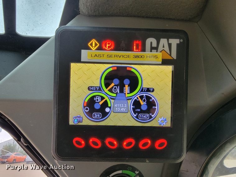 image for item LL9550 2014 Caterpillar 262D  skid steer loader