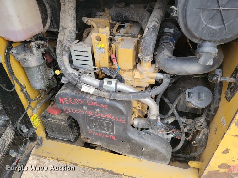 image for item LL9550 2014 Caterpillar 262D  skid steer loader