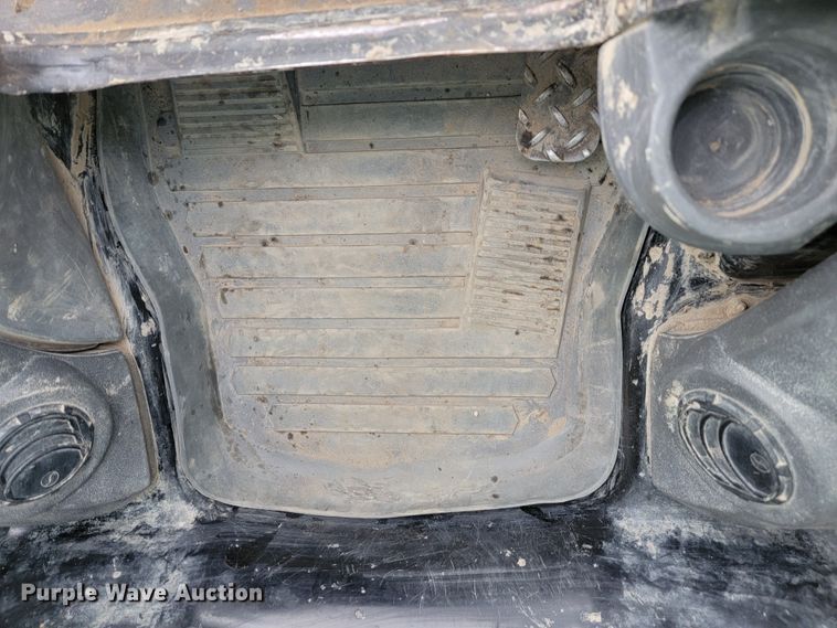 image for item LL9551 2014 Caterpillar 262D  skid steer loader