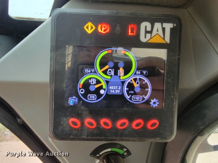 image for item LL9551 2014 Caterpillar 262D  skid steer loader
