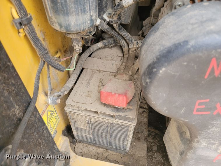 image for item LL9551 2014 Caterpillar 262D  skid steer loader