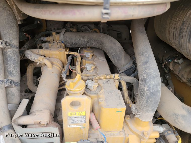 image for item LL9551 2014 Caterpillar 262D  skid steer loader