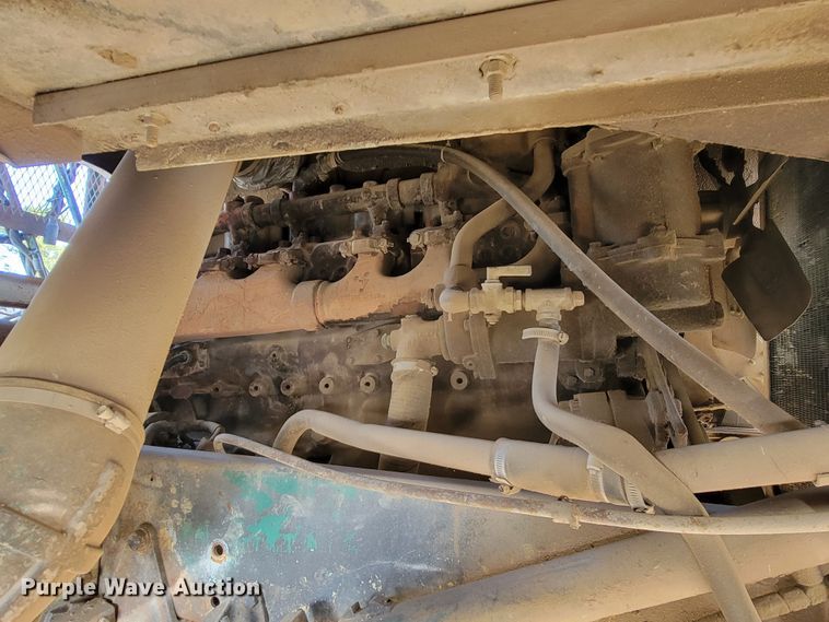 image for item LL9560 1971 Peterbilt 352ST  truck cab and chassis