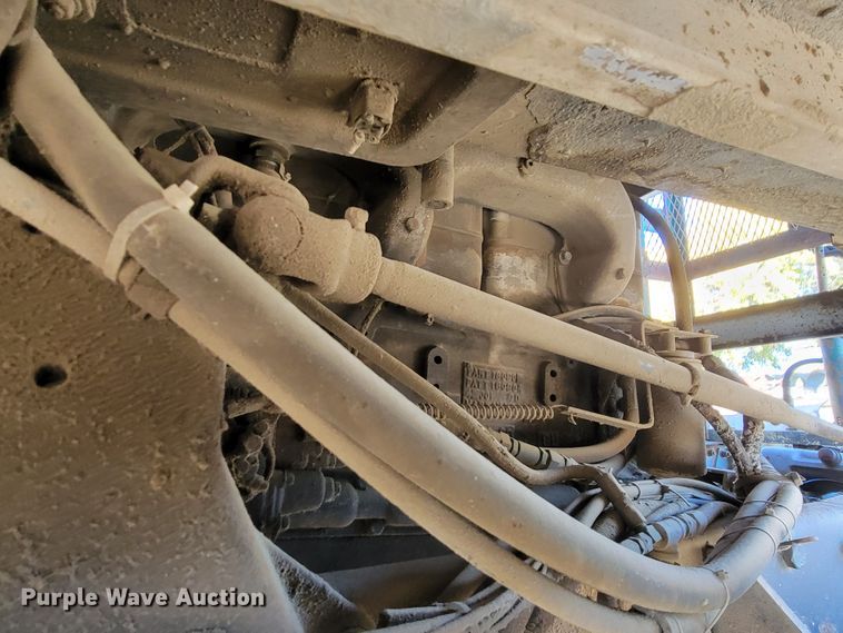 image for item LL9560 1971 Peterbilt 352ST  truck cab and chassis