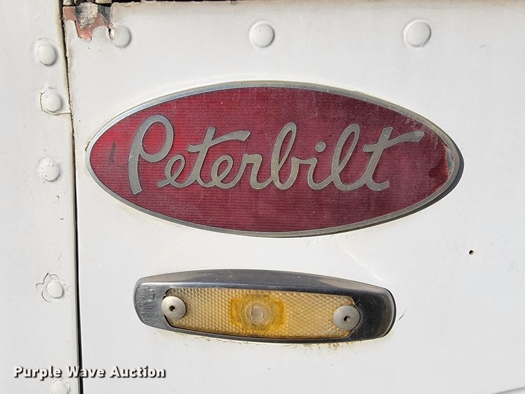 image for item LL9560 1971 Peterbilt 352ST  truck cab and chassis