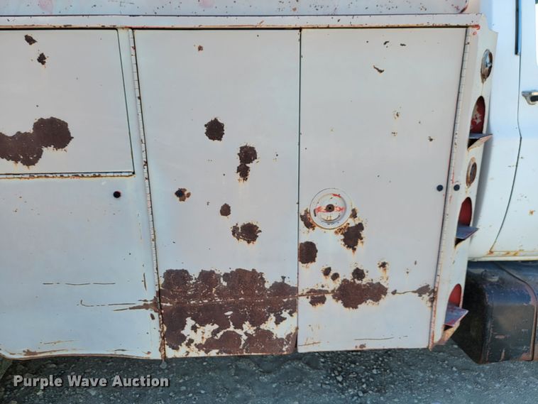 image for item LL9562 1980 Chevrolet 70  fuel / lube truck