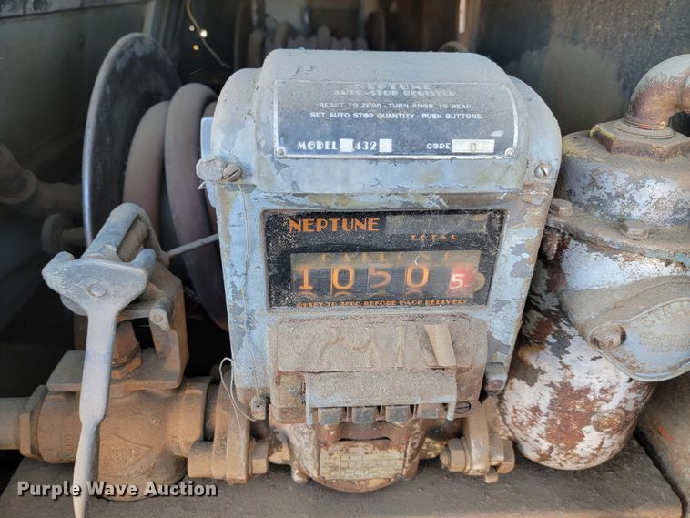 image for item LL9562 1980 Chevrolet 70  fuel / lube truck