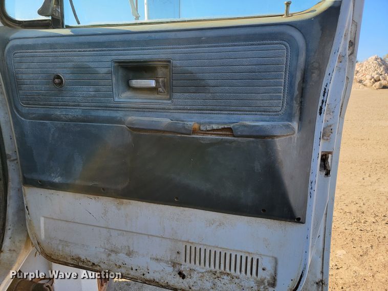 image for item LL9562 1980 Chevrolet 70  fuel / lube truck