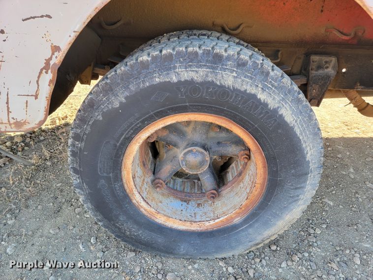 image for item LL9562 1980 Chevrolet 70  fuel / lube truck