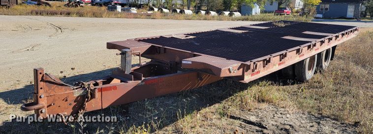 image for item LL9563 1978 Mill  equipment trailer