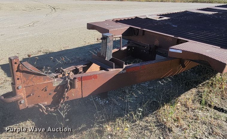 image for item LL9563 1978 Mill  equipment trailer