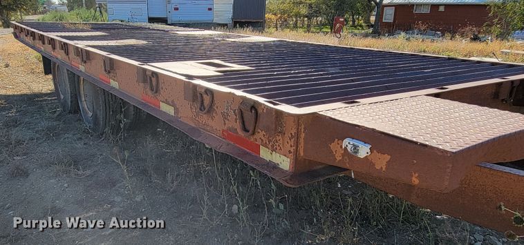 image for item LL9563 1978 Mill  equipment trailer