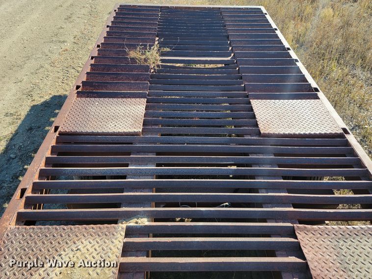 image for item LL9563 1978 Mill  equipment trailer