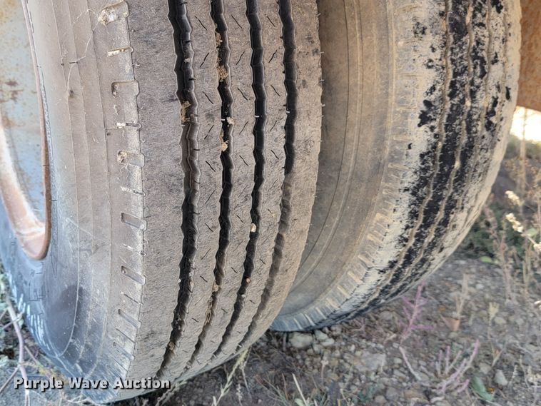image for item LL9563 1978 Mill  equipment trailer