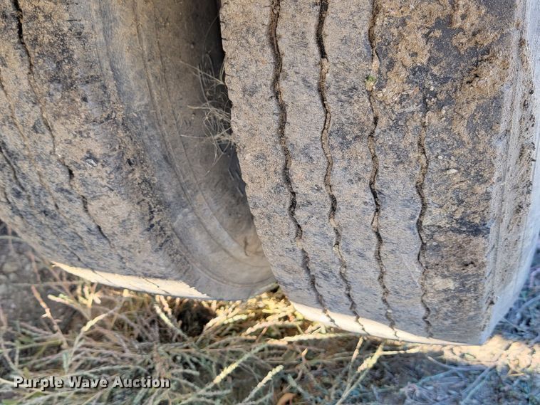 image for item LL9563 1978 Mill  equipment trailer