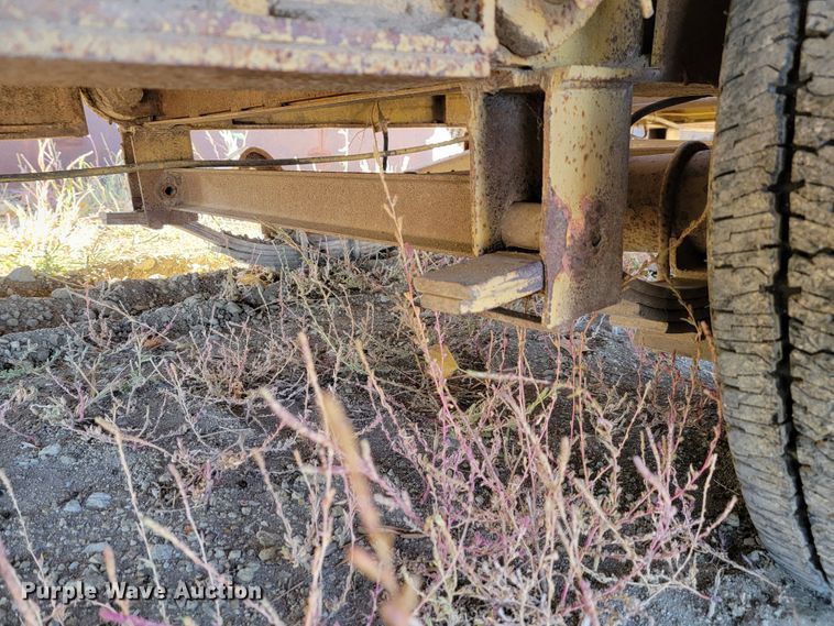 image for item LL9564 1978  tilt deck equipment trailer