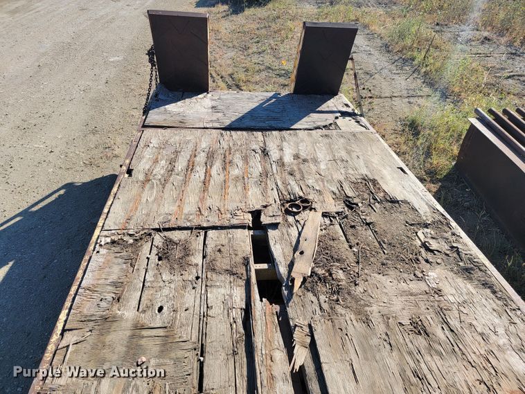 image for item LL9564 1978  tilt deck equipment trailer