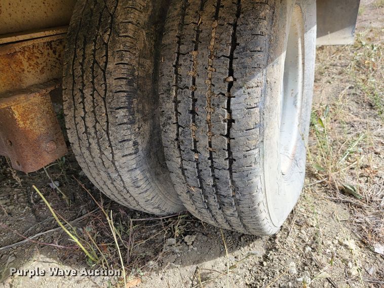 image for item LL9564 1978  tilt deck equipment trailer