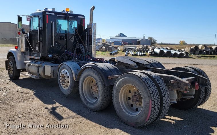 image for item LL9565 2008 Freightliner Classic XL  semi truck