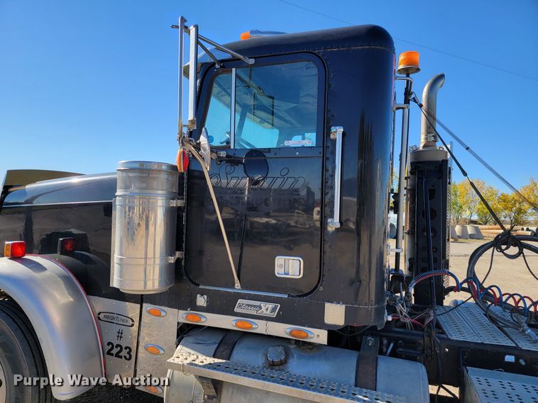 image for item LL9565 2008 Freightliner Classic XL  semi truck