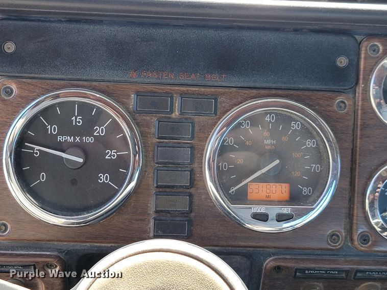 image for item LL9565 2008 Freightliner Classic XL  semi truck