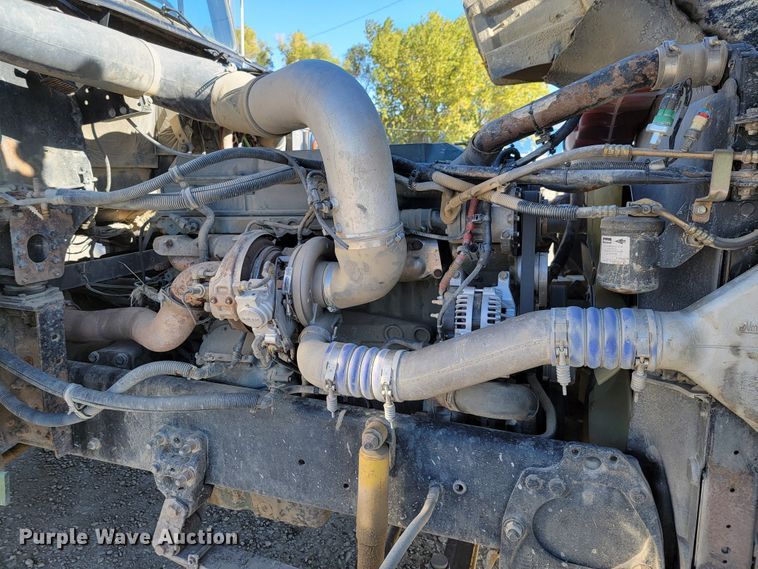 image for item LL9565 2008 Freightliner Classic XL  semi truck