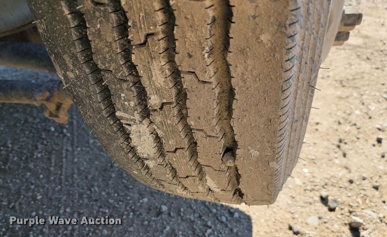 image for item LL9565 2008 Freightliner Classic XL  semi truck