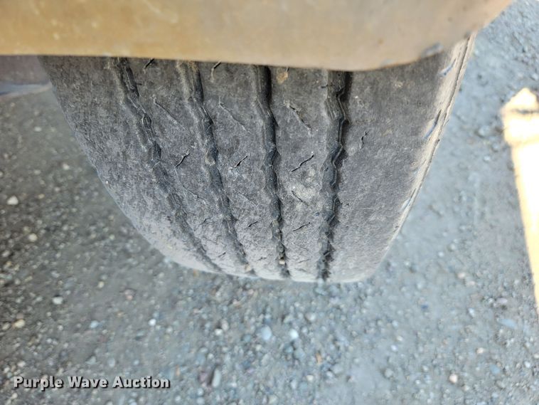 image for item LL9565 2008 Freightliner Classic XL  semi truck