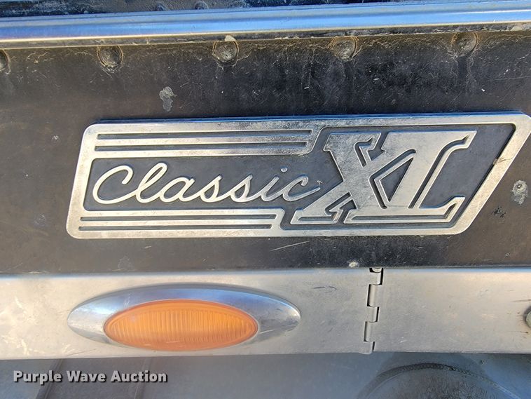 image for item LL9565 2008 Freightliner Classic XL  semi truck