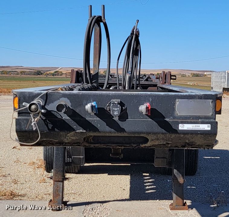 image for item LL9568 2000 XL Specialized Trailers XL110 HDE  lowboy equipment trailer