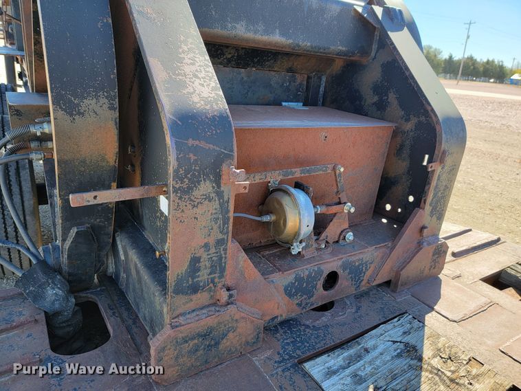 image for item LL9568 2000 XL Specialized Trailers XL110 HDE  lowboy equipment trailer