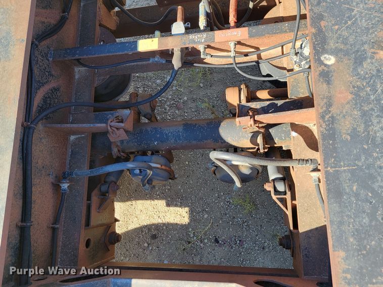 image for item LL9568 2000 XL Specialized Trailers XL110 HDE  lowboy equipment trailer