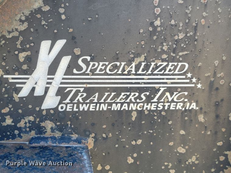 image for item LL9568 2000 XL Specialized Trailers XL110 HDE  lowboy equipment trailer