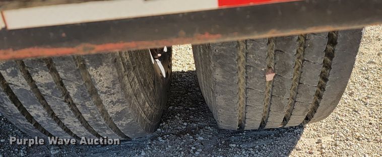 image for item LL9568 2000 XL Specialized Trailers XL110 HDE  lowboy equipment trailer