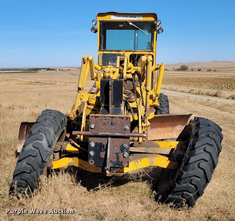 image for item LL9569 1967 Galion 118 Series B  rigid frame motor grader