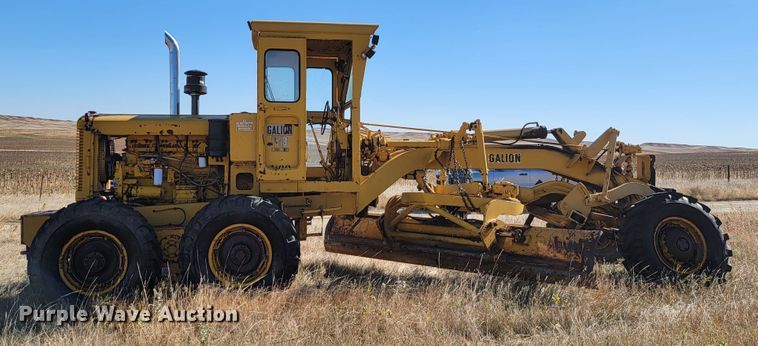 image for item LL9569 1967 Galion 118 Series B  rigid frame motor grader