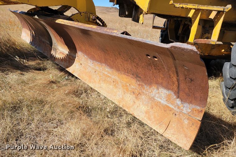 image for item LL9569 1967 Galion 118 Series B  rigid frame motor grader