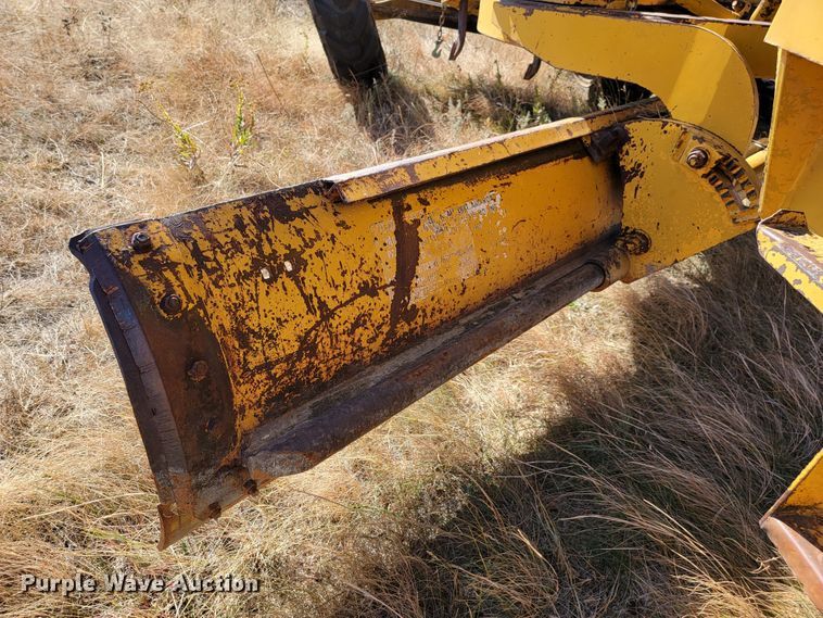 image for item LL9569 1967 Galion 118 Series B  rigid frame motor grader