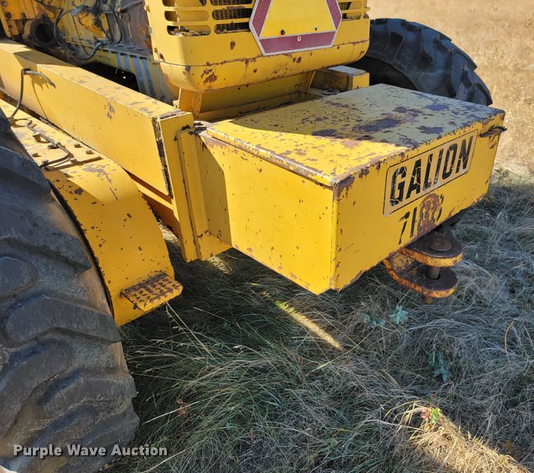 image for item LL9569 1967 Galion 118 Series B  rigid frame motor grader