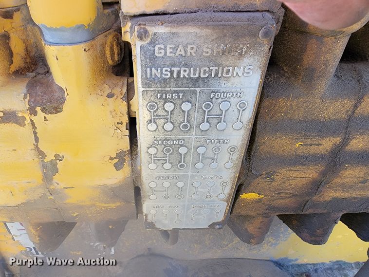 image for item LL9569 1967 Galion 118 Series B  rigid frame motor grader