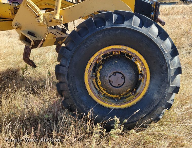 image for item LL9569 1967 Galion 118 Series B  rigid frame motor grader