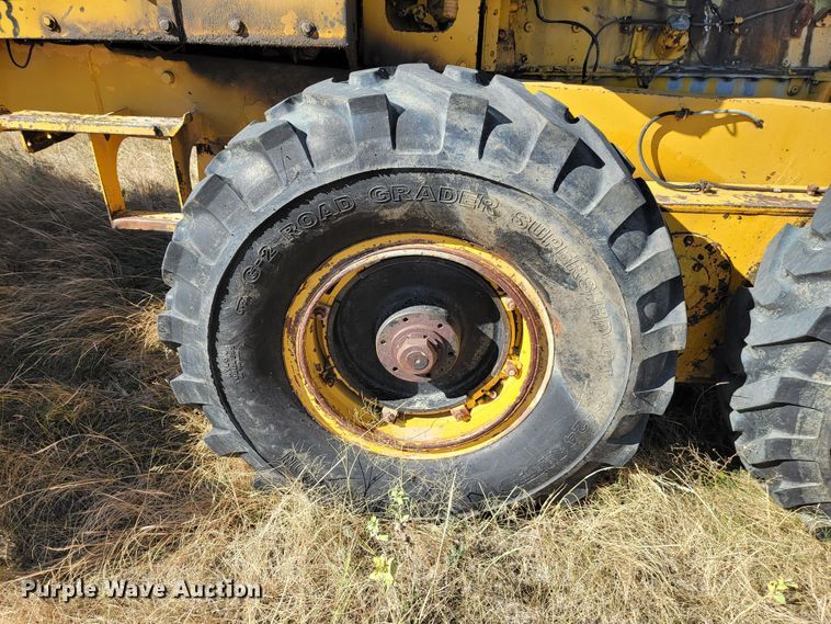 image for item LL9569 1967 Galion 118 Series B  rigid frame motor grader