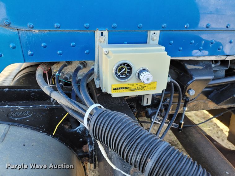 image for item LL9583 1996 Peterbilt 378  semi truck